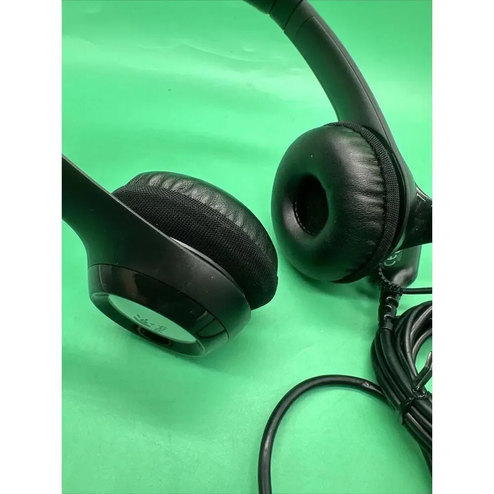 Nice Logitech Headset with Microphone & Gaming Wired With USB